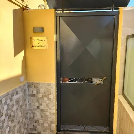 Apartament Dimora Di Don Kikkone Neapol